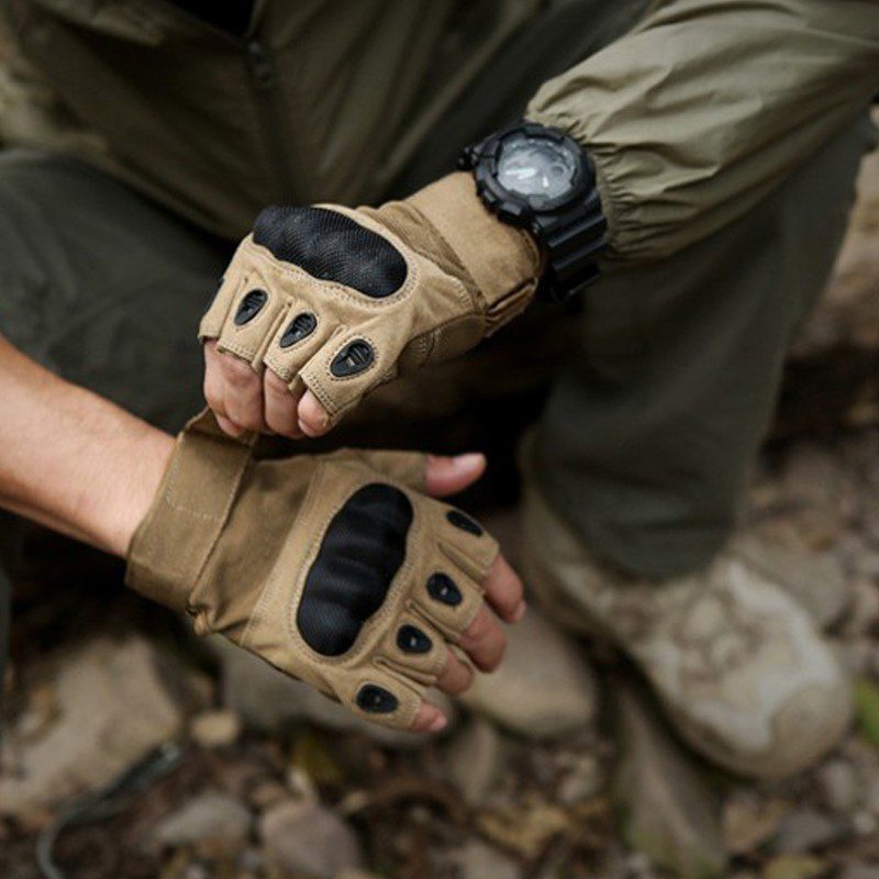 Guantes Tácticos Oakley Protección Nudillos Moto Medio Dedo Ref. 065 - Cafe